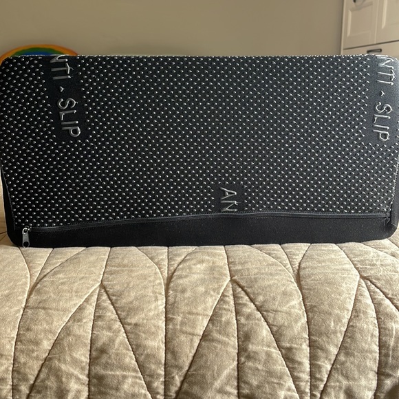 BBL sitting cushion. Very firm for all day sitting and comfortability. - Picture 6 of 6